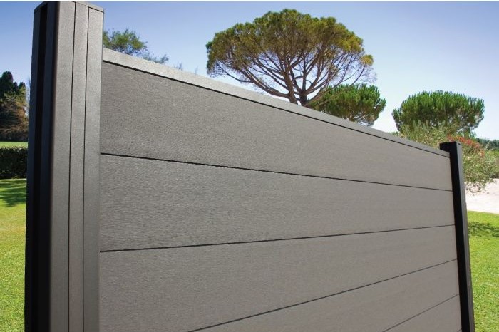 Composite fence Fenceweb