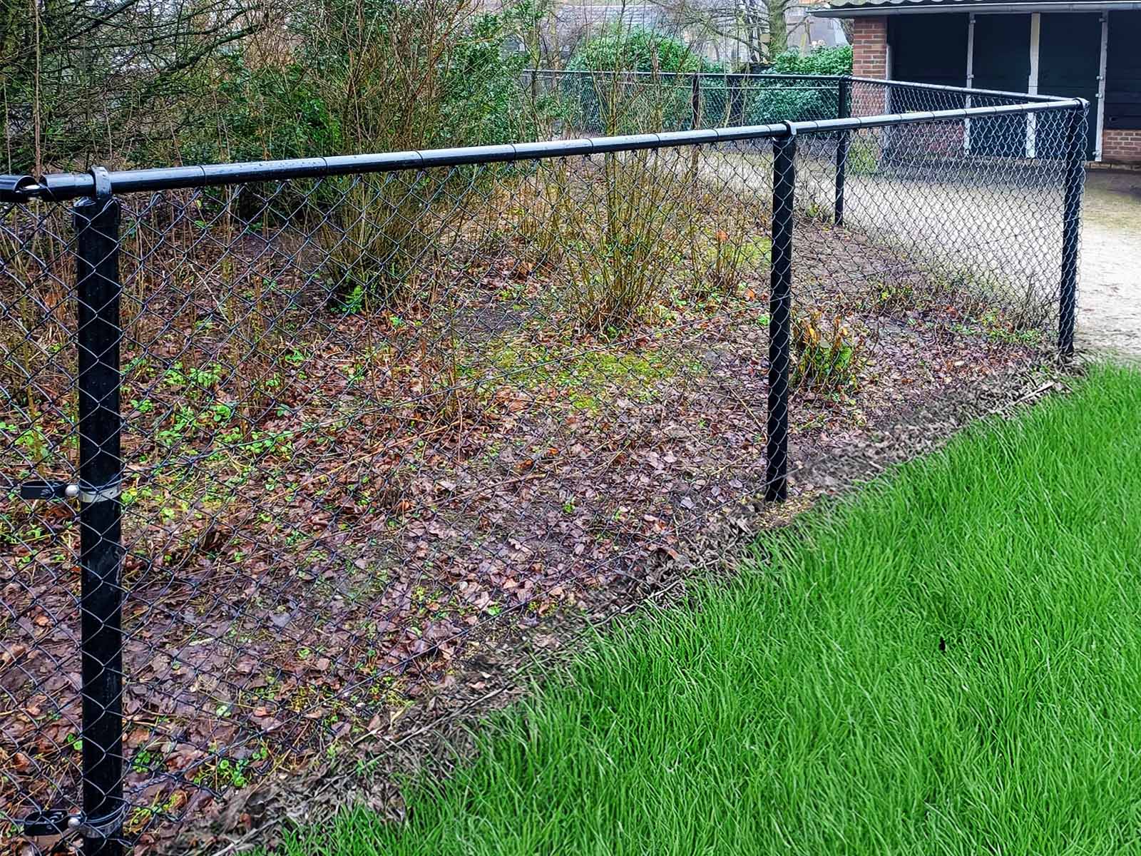 Best Quality Chain Link Fences at the Best Prices - Shipped Worldwide |  Fenceweb