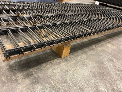 Dubbelstaafmat Light | Maas 50 x 200 mm | Breedte 2008 mm | Hoogte 2030 mm | RAL9005