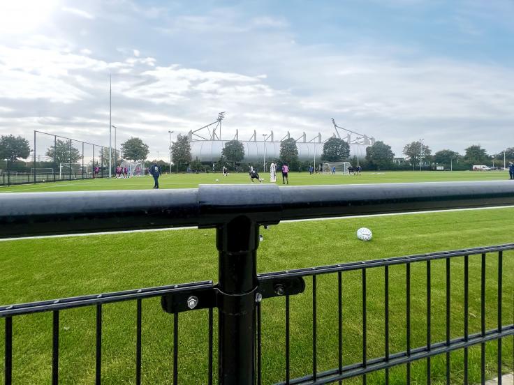 Sportveld hekwerk